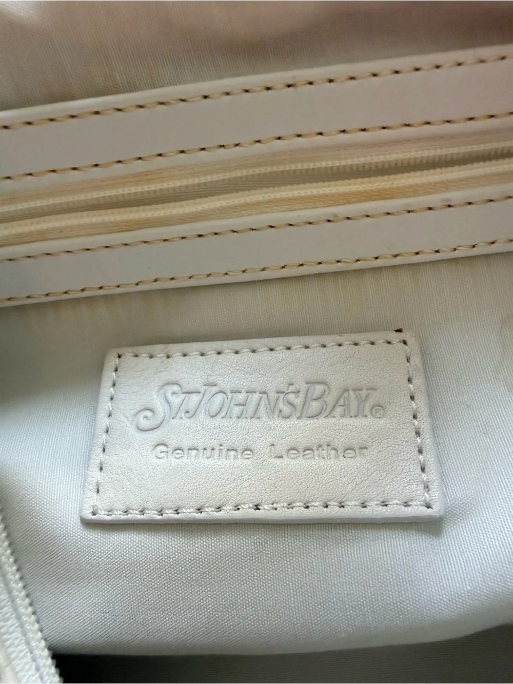 ST. JOHN’S BAY White Leather Hobo Shoulder Bag